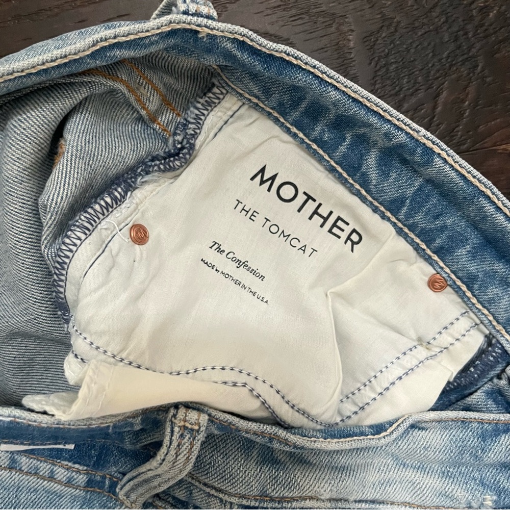 Mother Denim the Tomcat distressed lighter wash “the confession” jeans 27 - Picture 3 of 13